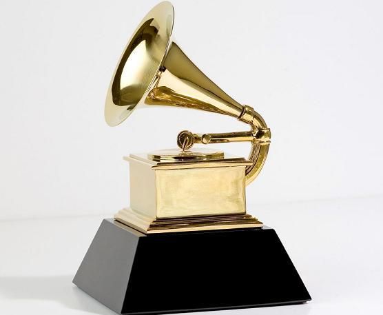 Grammy: entregan premios a algunas de las principales categorías...!! weegue!!