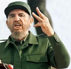 Fidel Castro: fuego de la OTAN sobre Libia "puede quemar a todos"