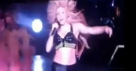 Descarga eléctrica pone los pelos de punta a Shakira