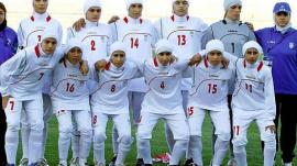 FIFA le prohibió jugar a las mujeres de Irán por su Ropa