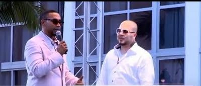 Don Omar con Syko cantando "Huerfano de Amor Live desde una fiesta de los Billboard 2011 (video)