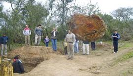 Chile: Meteorito de 4 mil años fue extraído de su cráter