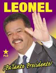 Presidente Leonel Fernandez es mens valorado por la población