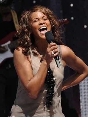 Muere la cantante Whitney Houston a los 48 años